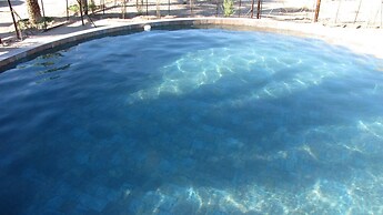 Mount Canyon Guest Farm