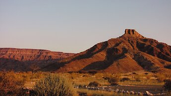 Mount Canyon Guest Farm