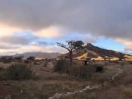 Mount Canyon Guest Farm