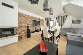 Two-storey Apartment Wrocław by Renters