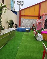 Hotel Vibrant Lawn And Banquet