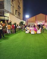 Hotel Vibrant Lawn And Banquet