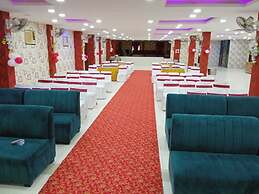 Hotel Vibrant Lawn And Banquet