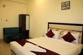 Hotel Vibrant Lawn And Banquet