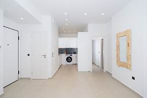 Kolonaki Elegant Apartment with Balcony