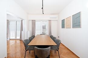 Kolonaki Elegant Apartment with Balcony