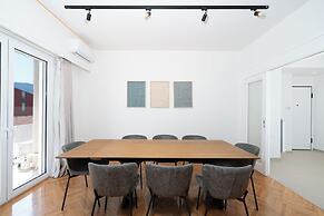 Kolonaki Elegant Apartment with Balcony