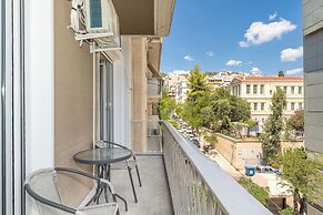 Kolonaki Elegant Apartment with Balcony