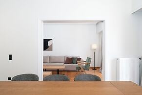 Kolonaki Elegant Apartment with Balcony