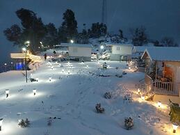 The Grand View Resort Buranskhanda Dhanaulti