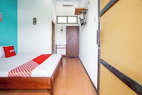 Hotel O Central Madiun Near Stasiun Kota Madiun
