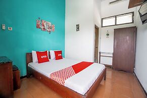 Hotel O Central Madiun Near Stasiun Kota Madiun