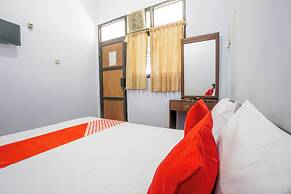 Hotel O Central Madiun Near Stasiun Kota Madiun
