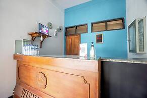 Hotel O Central Madiun Near Stasiun Kota Madiun