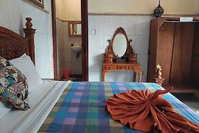 Super OYO Capital O  Pondok Ayu Homestay