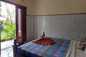 Super OYO Capital O  Pondok Ayu Homestay