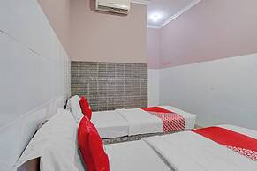 Hotel O Enggal Near Gor Saburai Formerly Hotel Pelangi