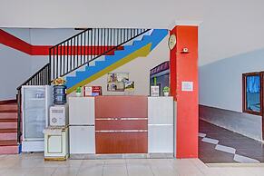 Hotel O Enggal Near Gor Saburai Formerly Hotel Pelangi