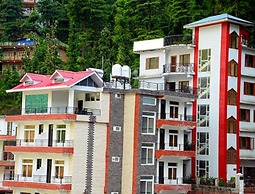 Goroomgo Shivani International Dharamshala