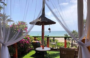 Kokomo on the Beach With Heated Swimming Pool