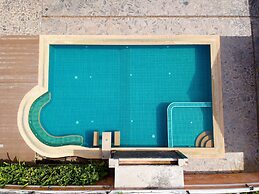 Grand Smile Wellness Resort