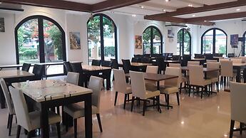 Grand Smile Wellness Resort