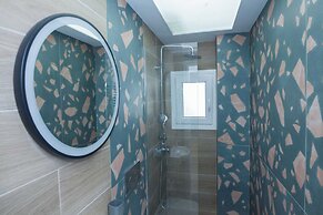 Panormou Modern Elegant 3 Bd Balcony Apt