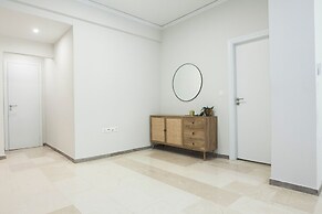 Panormou Modern Elegant 3 Bd Balcony Apt