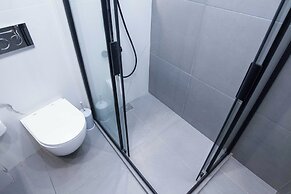 Panormou Modern Elegant 3 Bd Balcony Apt