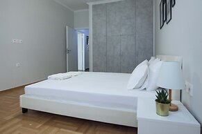 Panormou Modern Elegant 3 Bd Balcony Apt