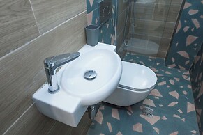 Panormou Modern Elegant 3 Bd Balcony Apt