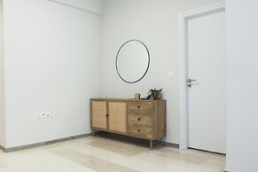 Panormou Modern Elegant 3 Bd Balcony Apt