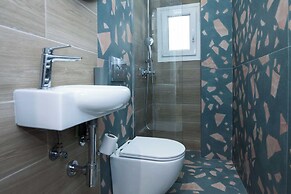 Panormou Modern Elegant 3 Bd Balcony Apt