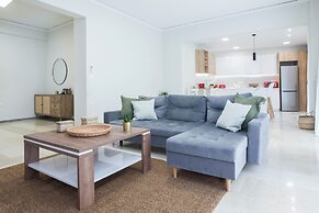 Panormou Modern Elegant 3 Bd Balcony Apt