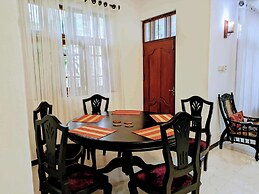 Rooftop Garden - 3 Bedrooms - Parking - 10minbeach