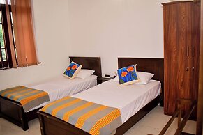 Rooftop Garden - 3 Bedrooms - Parking - 10minbeach