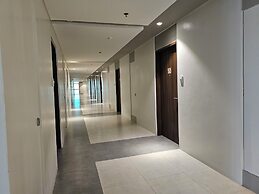 Tambuli Tower C Unit 5D