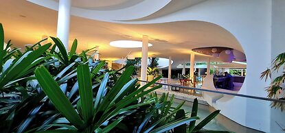 Tambuli Tower C Unit 5D