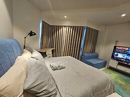 Tambuli Tower C Unit 5D