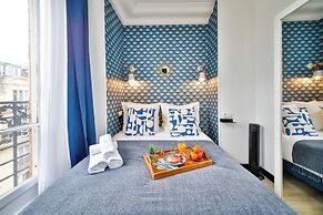 WS Tour Eiffel - Laos