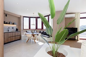 Liiiving in Gaia - Panoramic Terrace Penthouse