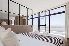 Liiiving in Gaia - Panoramic Terrace Penthouse