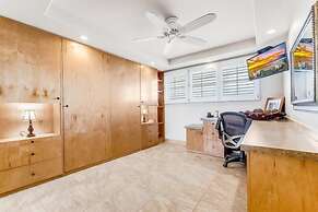 Royal Mauian, #607 2 Bedroom Condo by RedAwning