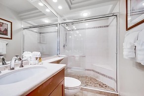 Royal Mauian, #607 2 Bedroom Condo by RedAwning