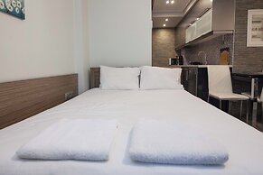 Fresh Spacious Studio Ampelokipoi Metro