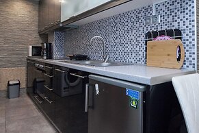 Fresh Spacious Studio Ampelokipoi Metro