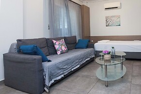 Fresh Spacious Studio Ampelokipoi Metro