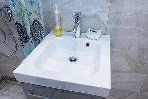 Fresh Spacious Studio Ampelokipoi Metro