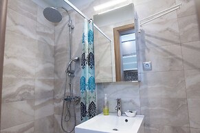 Fresh Spacious Studio Ampelokipoi Metro