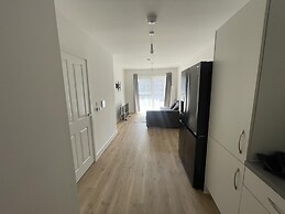New Cosy London Apartment With Garden View
